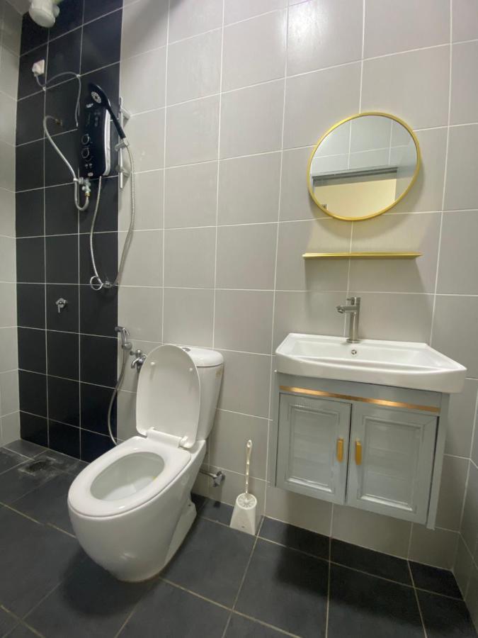 Orked Vanda, 3 Bedroom Apartment, Seaview Netflixwifiyoutube Kuala Terengganu Extérieur photo